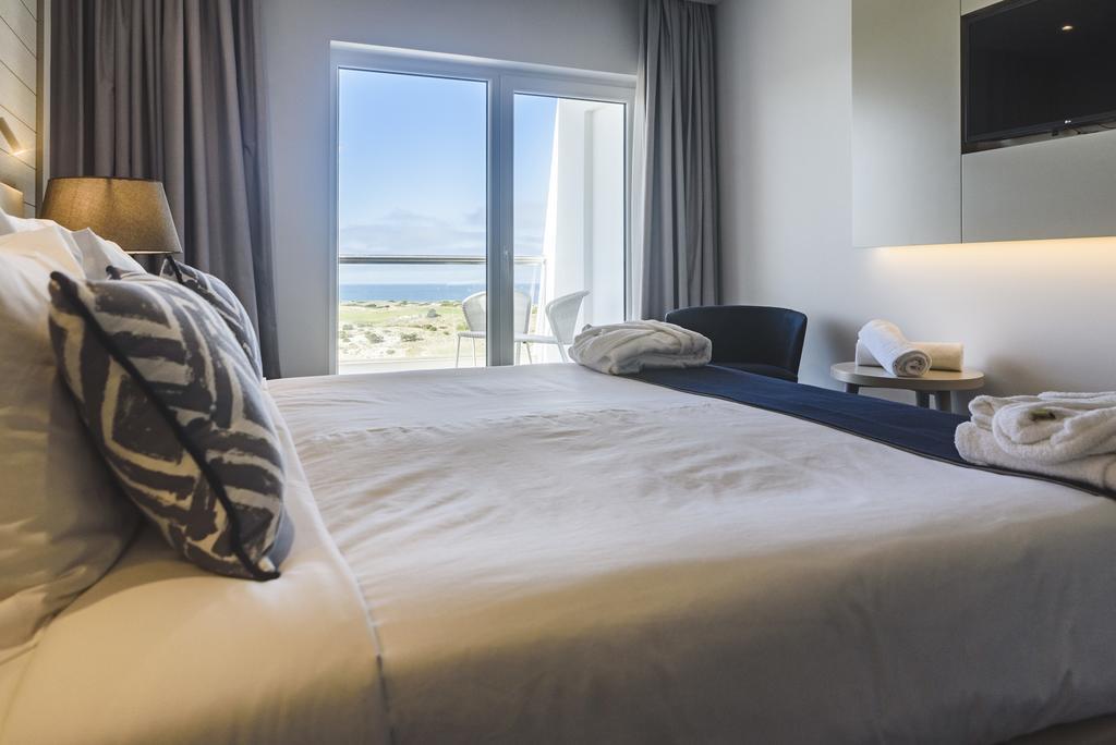 Mh Atlantico Hotel Atouguia Da Baleia Luaran gambar