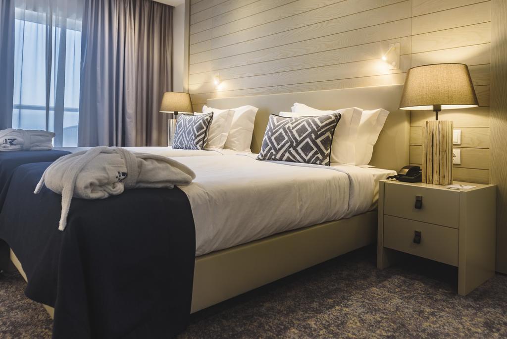 Mh Atlantico Hotel Atouguia Da Baleia Luaran gambar